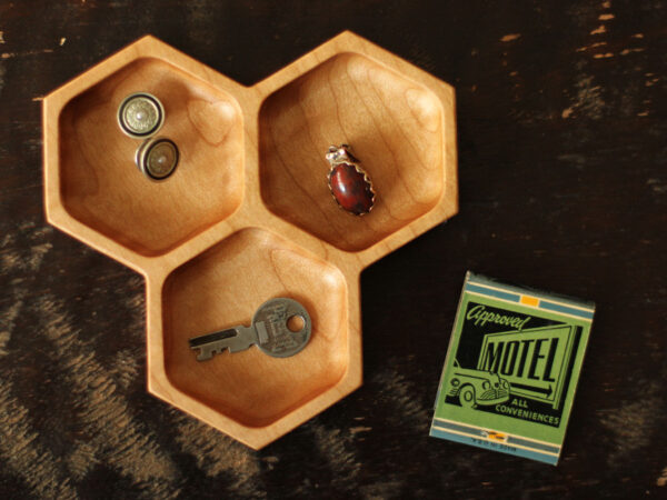 Triple Hexagon Valet Tray Organizer - Image 5