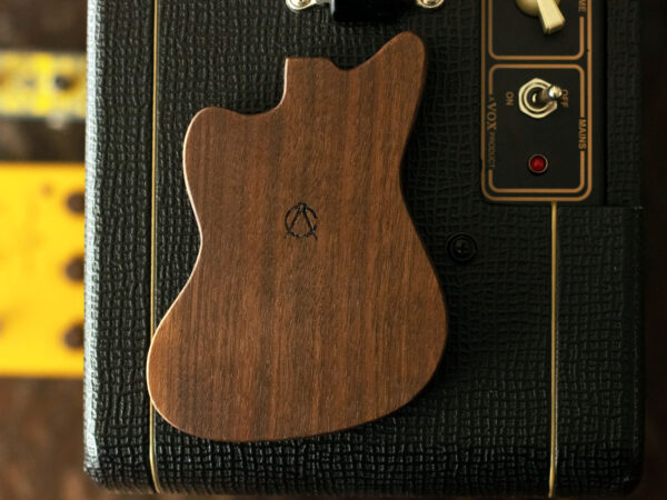 Offset Guitar Valet Tray - Image 4