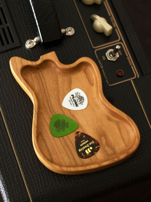 Offset Guitar Valet Tray - Image 6