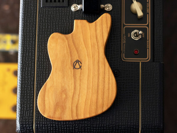 Offset Guitar Valet Tray - Image 7