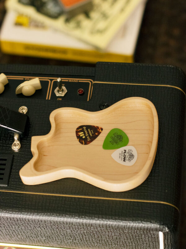 Offset Guitar Valet Tray - Image 8